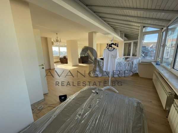 Продава се Четиристаен апартамент в Пловдив, Кършияка - 250 кв.м за 1800 €/кв.м - Снимка #5