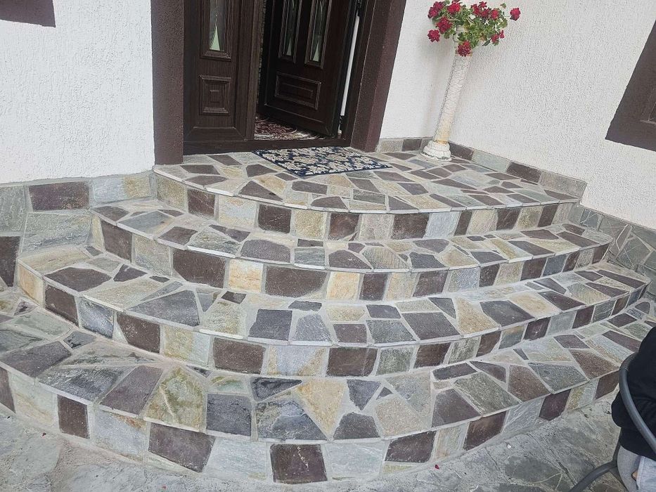 Piatra naturala de munte si montaj