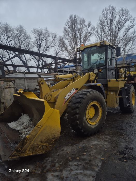 Услуги погрузчика 5 т.