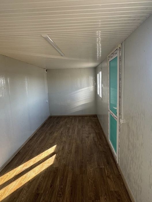 Vând containere din panouri sendwicu