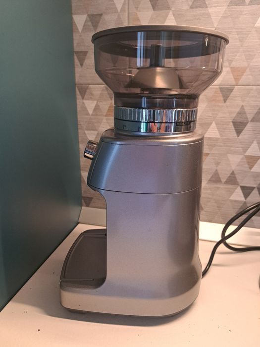 Râșniță cafea Sage Dose Control Pro