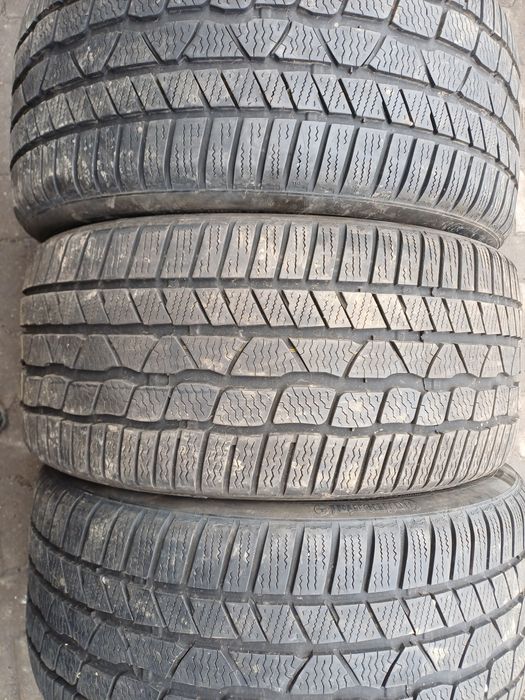 Гуми 255/35/19 Континентал