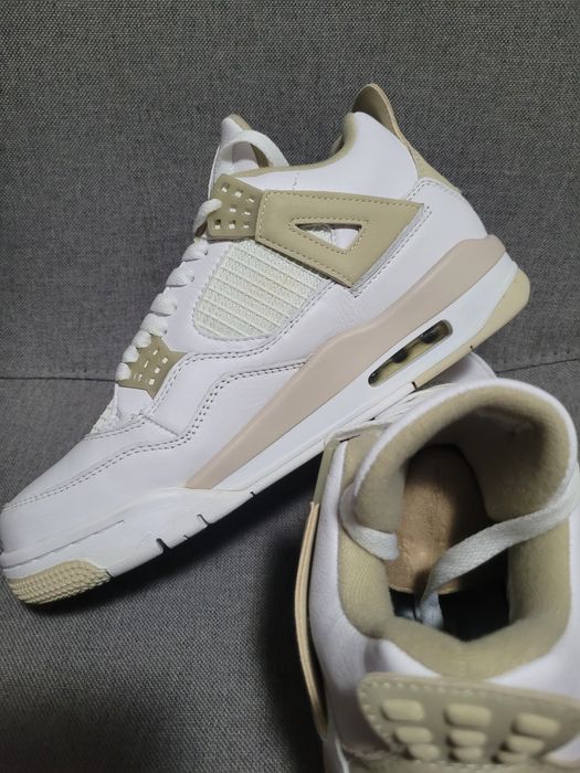 Yeezy Boost 350, Jordan 4, Papuci Yeezy