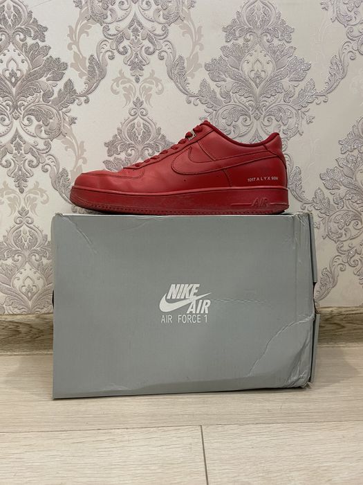 Nike air force 1 x alyx red