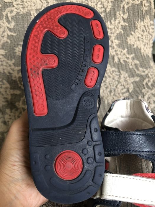 Сандалии 25 размер