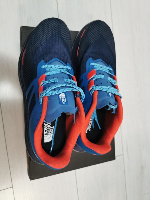 Adidași The North Face