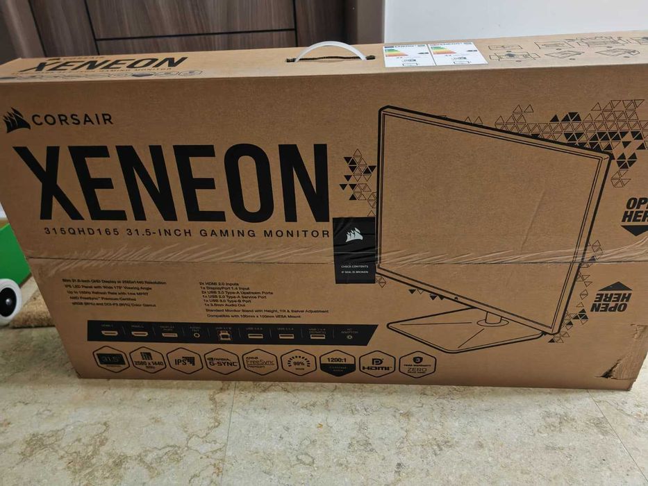 Monitor LED Corsair XENEON 31.5 inch 165Hz HDR G-Sync & FreeSync 2k
