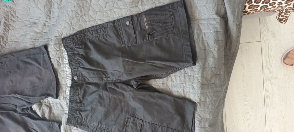 Pantaloni scurți băieți (5 perechi), mărimi M, stare impecabilă!