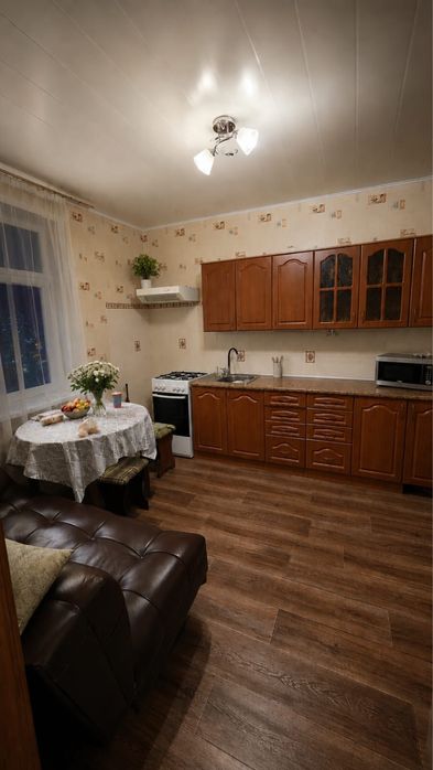 Продам ДОМ в Петерфедьде
