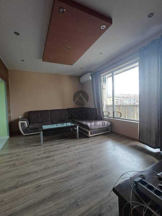 Продава се Тристаен апартамент в Пловдив, Христо Смирненски - 96 кв.м за 903 €/кв.м - Снимка #1