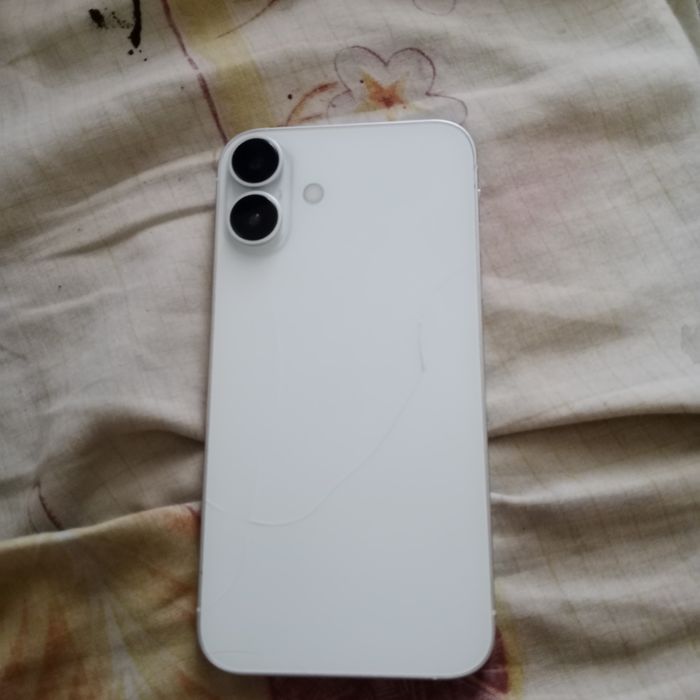 Продам или обменяю 16 айфон