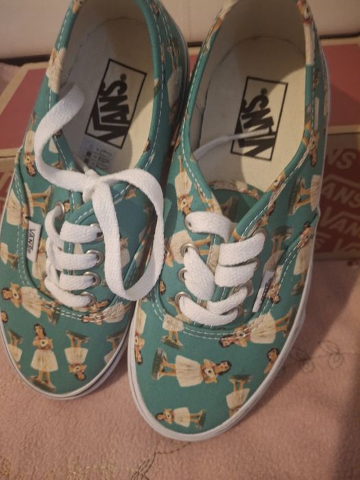 Vans гумени нови