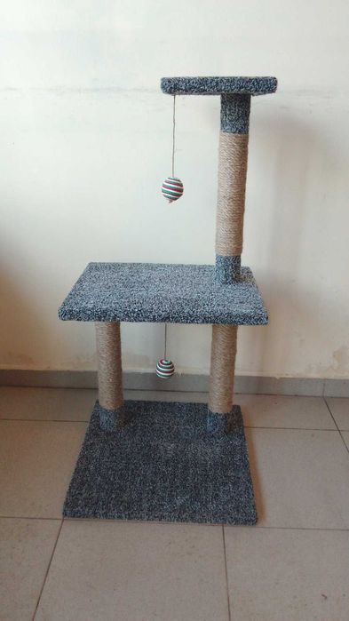 Драскалка за вашето коте.Височина 85см