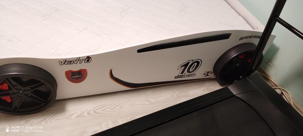 Легло кола, цената е без матрак