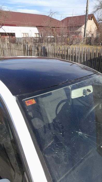 Vand passat b5.5 pentru piese