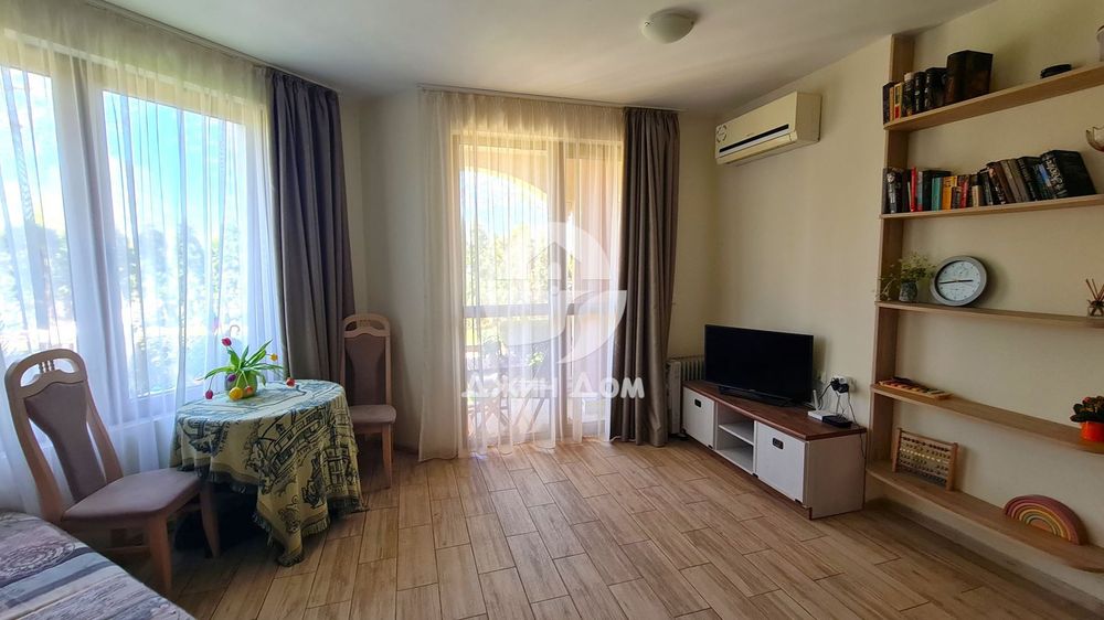 Продава се Двустаен апартамент в с. Равда, Област Бургас - 73 кв.м за 1081 €/кв.м - Снимка #2