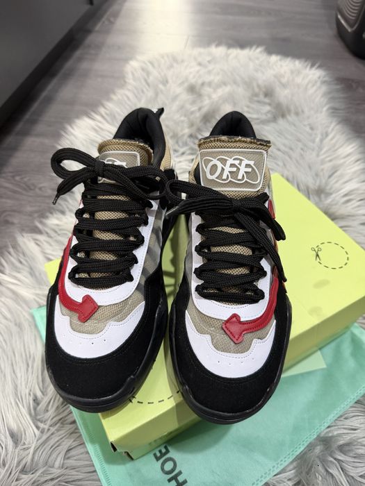 Обувки OFF-WHITE