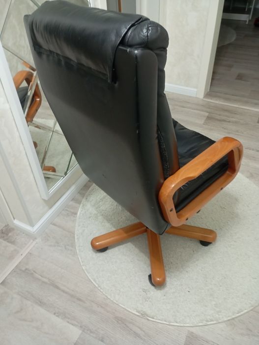 Продам стул в хорошем состояние.