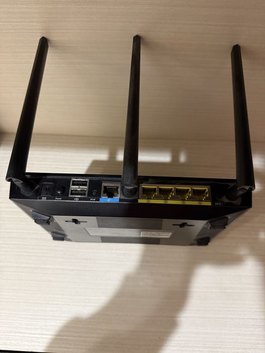 Рутер Asus RT-AC66U