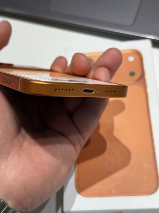 Iphone Xr в корпусе 17про 256гб 94%