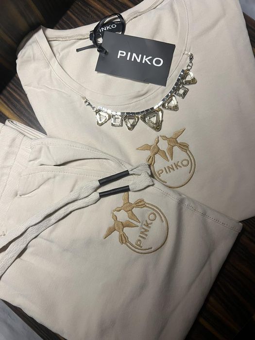 Дамски маркови екипи