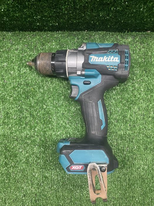 Безчетков винтоверт Makita DF001G 40v