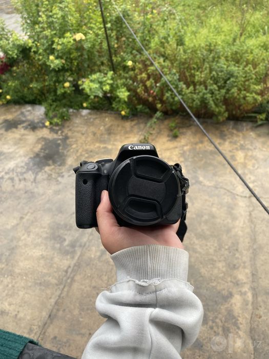 canon E05 600d kamerasi