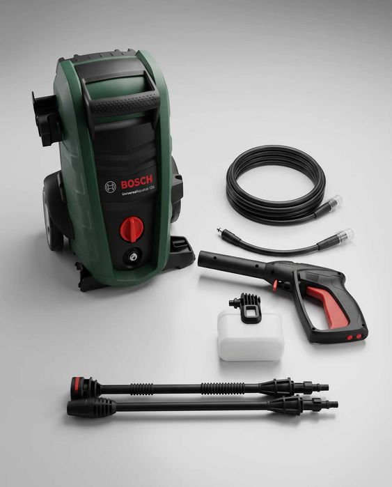 Bosch UniversalAquatak 135 – Hidrolimpiadă 1900 W / 135 Bar