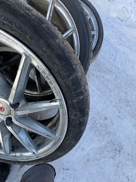 Продам 16 диски Vossen на автоваз