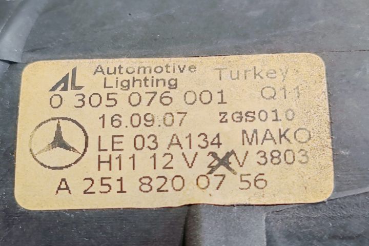 Far Ceata  proiector stanga A2518200756 Mercedes-Benz B-Class W245 se