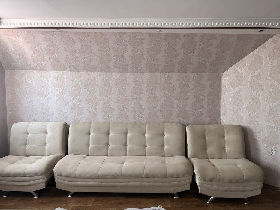 продается диван и кресло