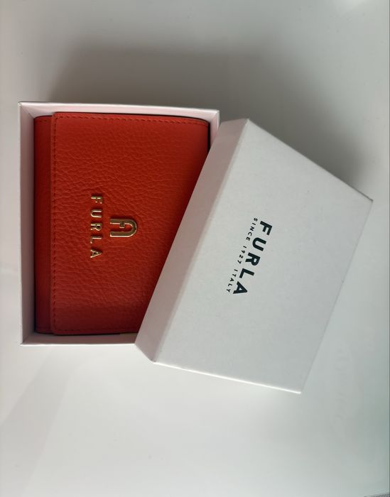 Портфейл Furla - естествена кожа
