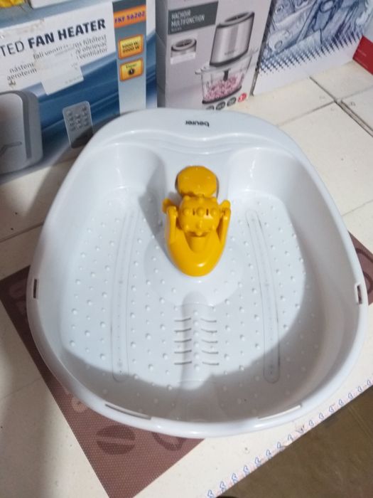 Aparat de Masaj si Relaxarea Picioarelor Cu Apa