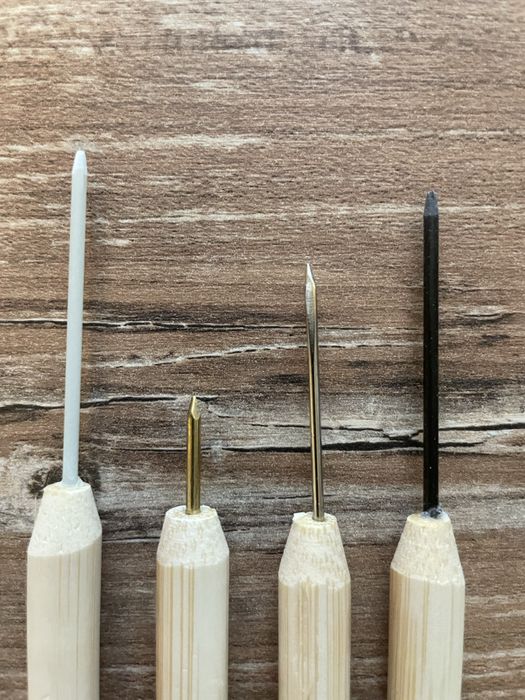 Set ustensile / creioane pentru curatare monede