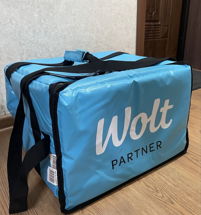 Продам Терморюкзак и Термосумку. Wolt.