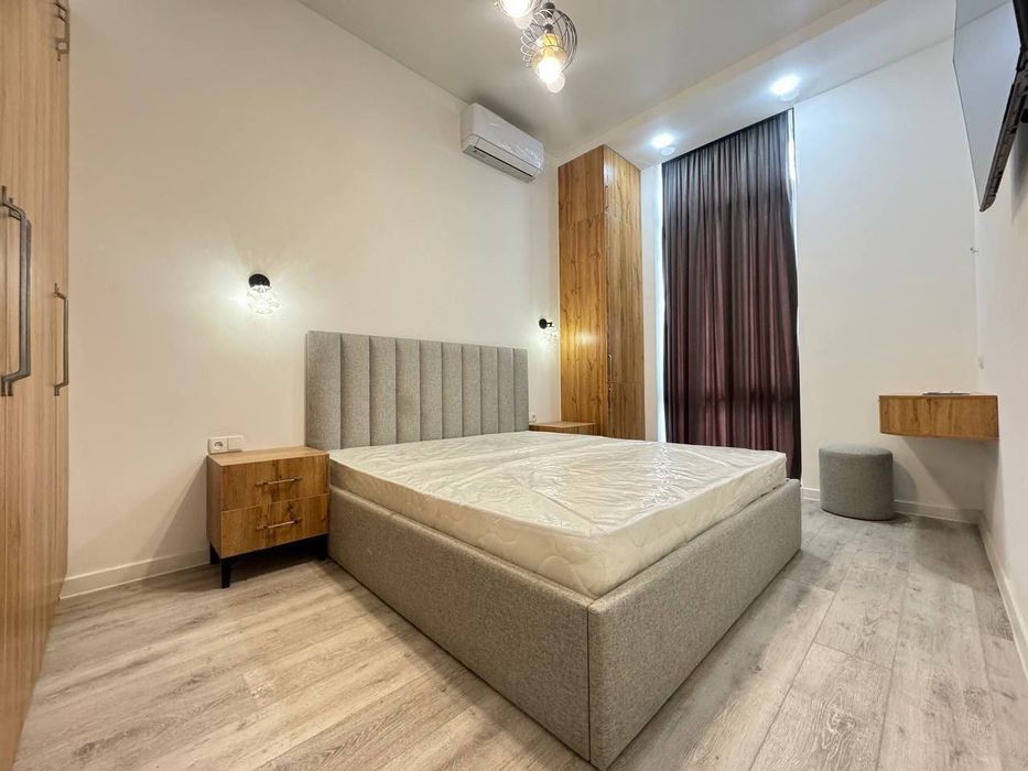 Продается 3х ком квартира ЖК Мухташам, ор-р: Финанс. Институт, 72м²