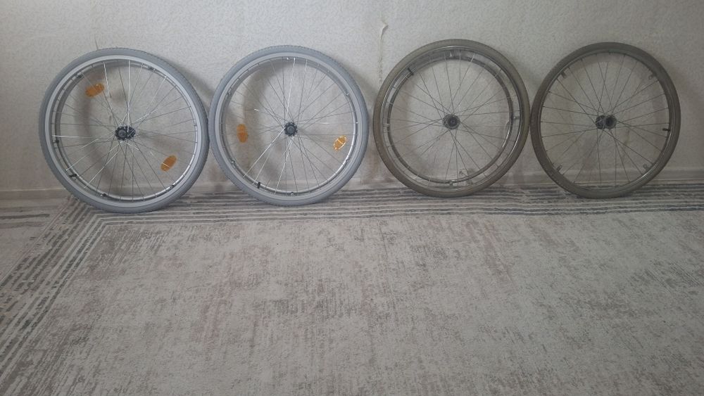 Инвалидная коляска