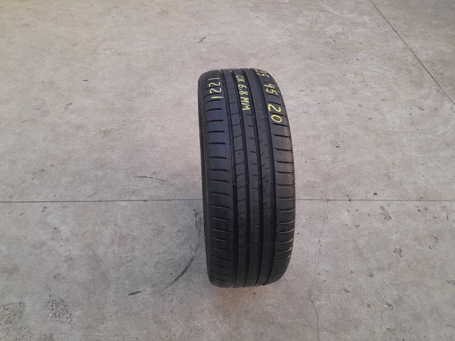 O anvelopa vara 235 45 20 bridgestone alenza 001 profil de 6,8 mm