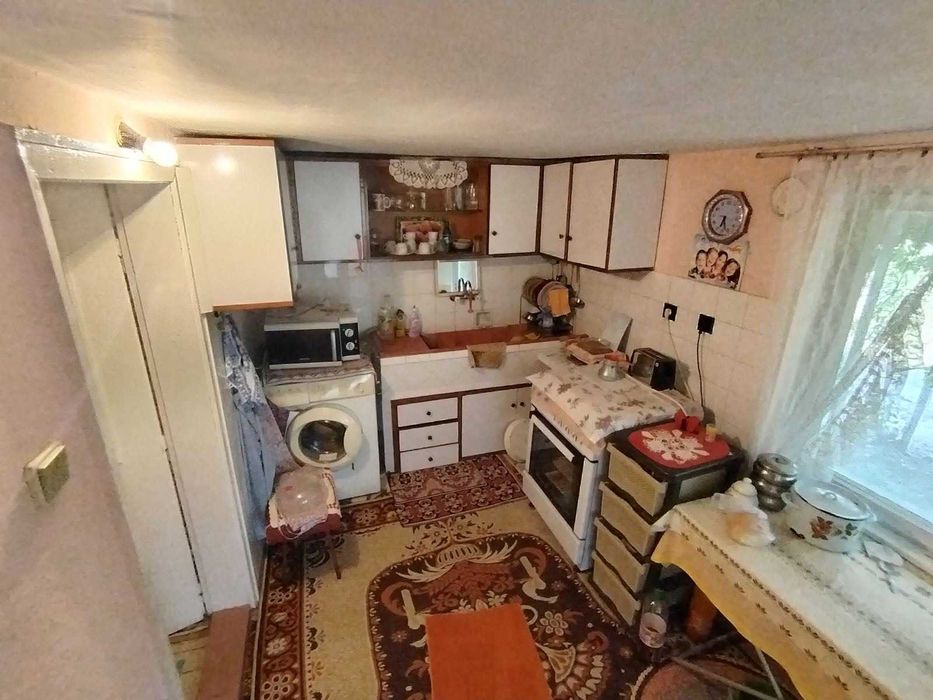 Селска къща за продажба в с. Ряхово