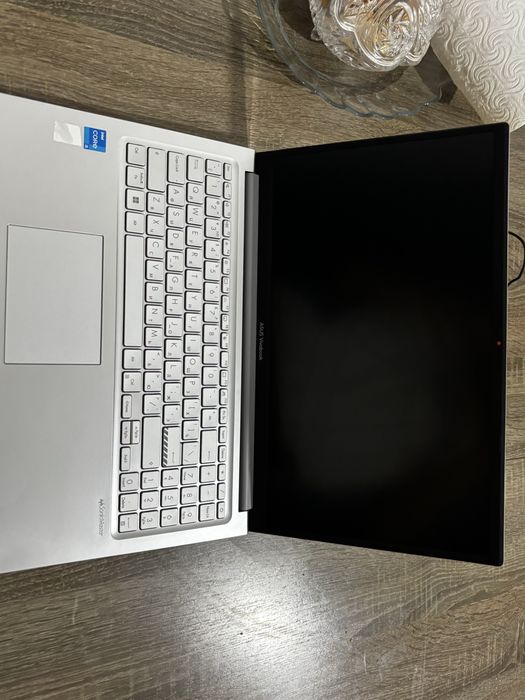 ASUS Vivobook i5 16GB RAM