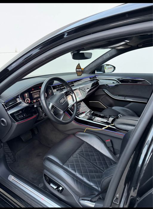 Audi a8 accept variante