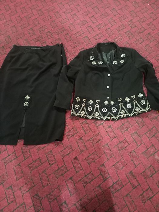 Нарядный костюм бальшой размер