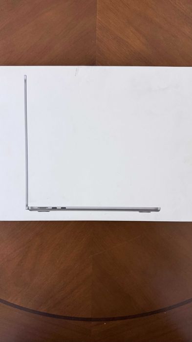MacBook Air M2 2022
