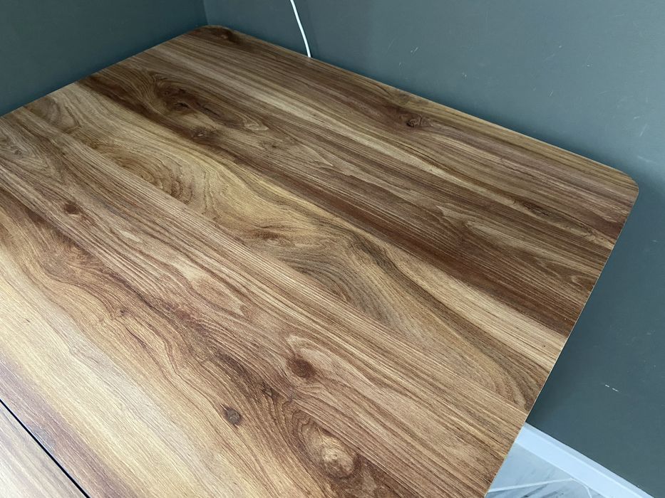 Разтегателна трапезна маса