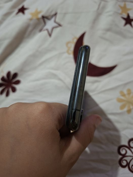 Vand iphone XS , nu are probleme doar bateria 89