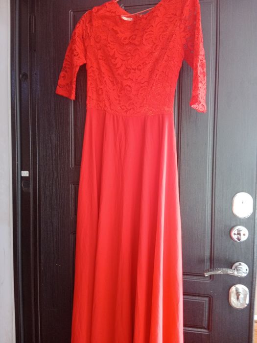 Платья в пол нарядные