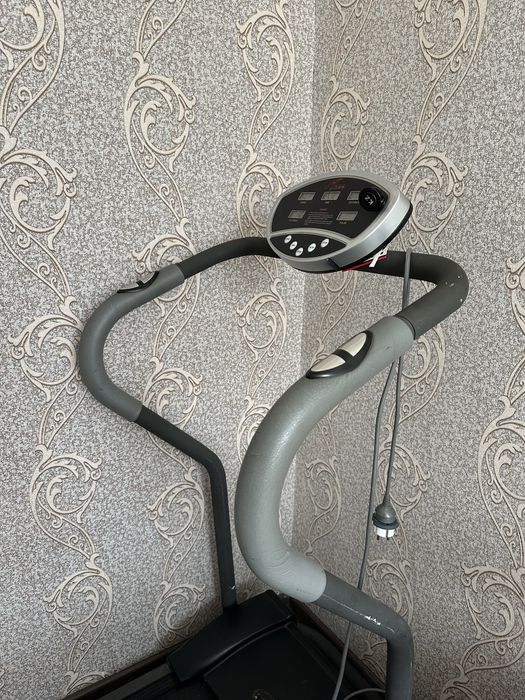 Беговая дорожка Azoo