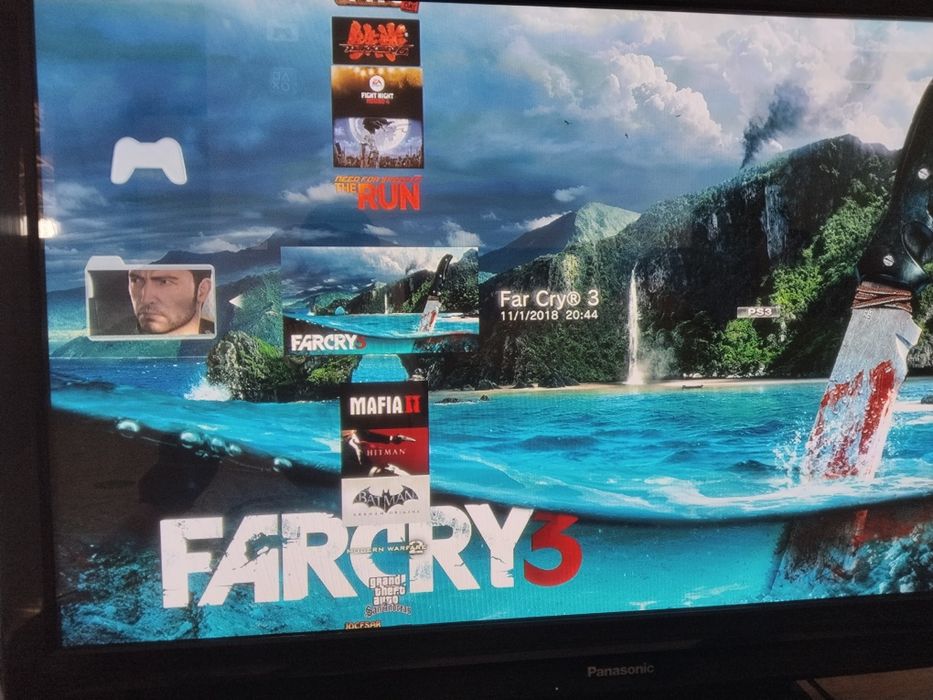 Playstation 3 super slim,