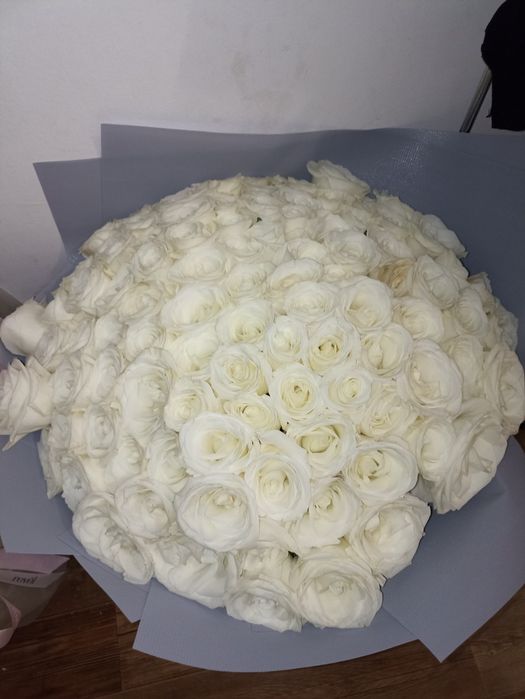 Цветы гортензия 12000, Роза 20000