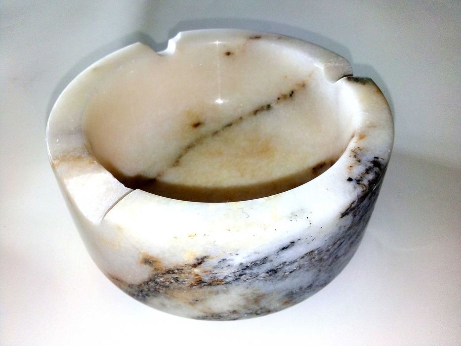 Стара мраморна кутия + голям масивен пепелник